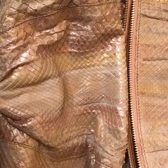Elie Tahari Python oversized clutch! - Picture 4 of 7